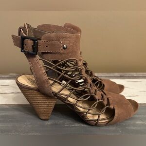 Vince Camuto 'Evel' caged leather sandal - Size 8